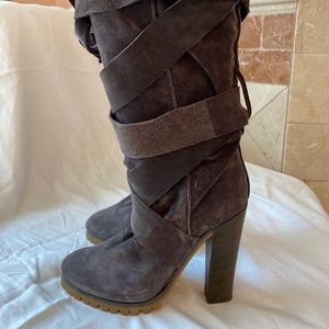 Chloe suede boots
